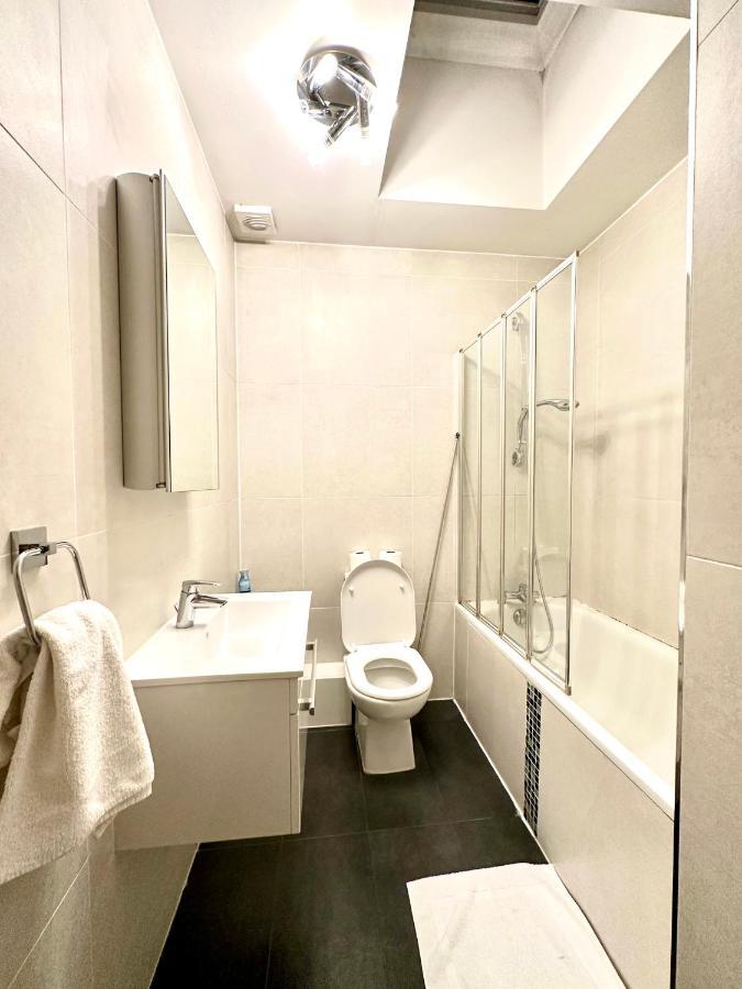 137 Guest House Camden Town London Exteriör bild