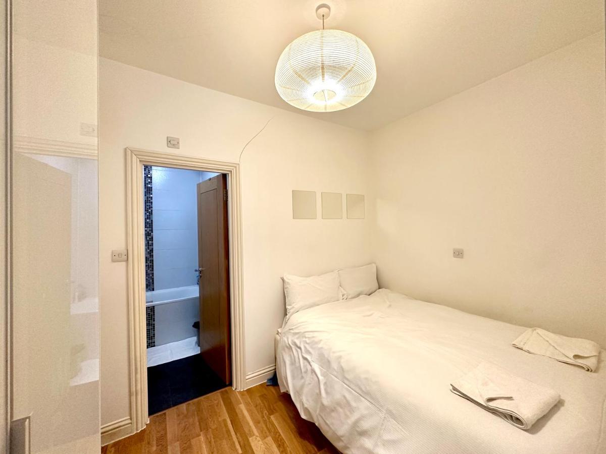 137 Guest House Camden Town London Exteriör bild